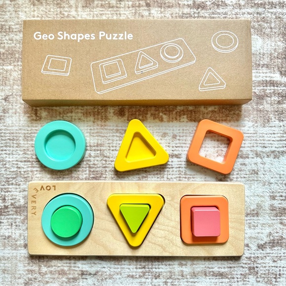 Lovevery Geo Shapes Puzzle - Multicolor Wooden Toy - Picture 1 of 5